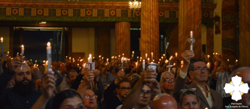 Comunidad parroquial en Vigilia de Pascua 2024